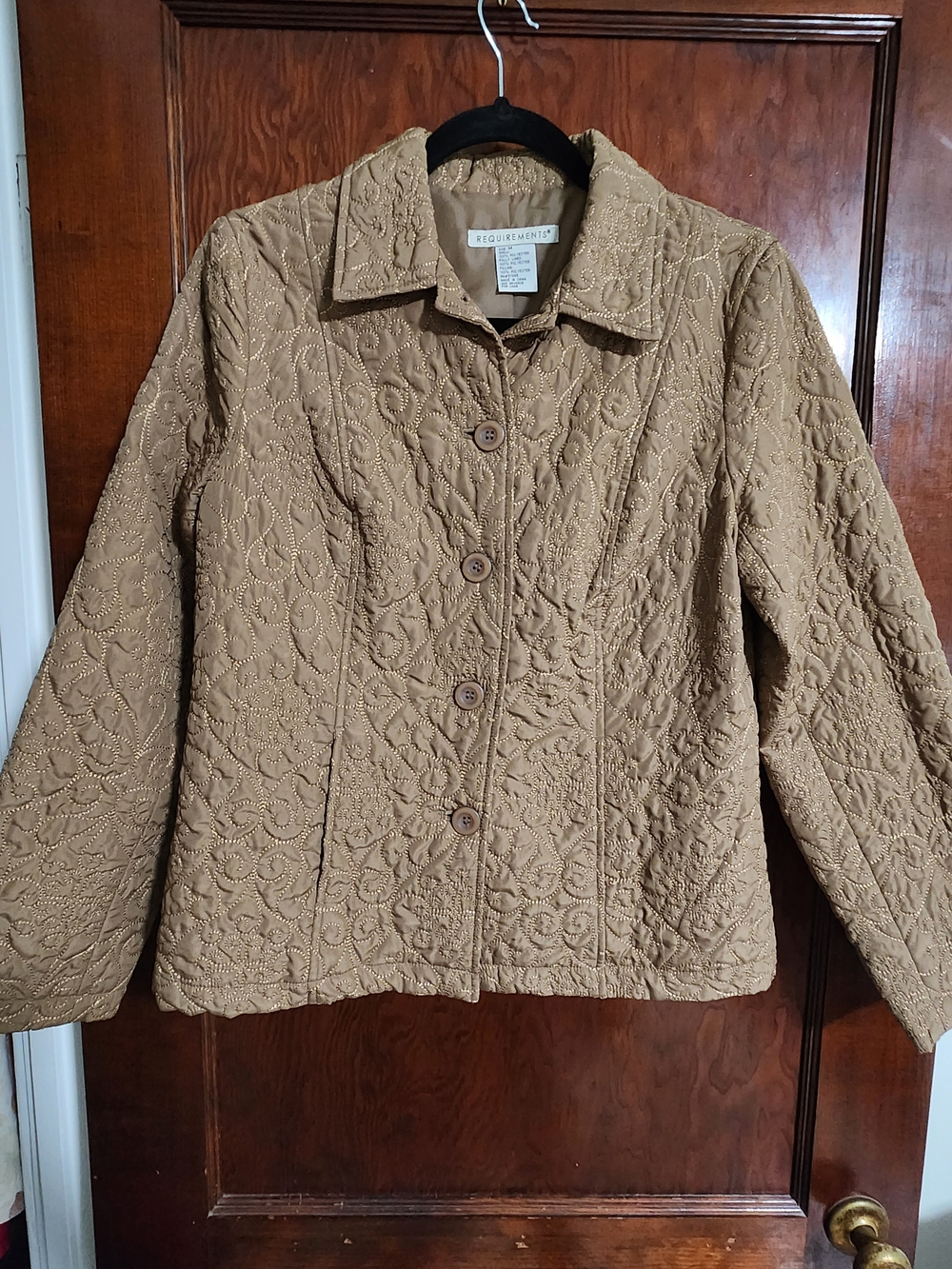 NWOT Requirements Quilted Embroidered Jacket Tan Gold Size M Grannycore Boho
